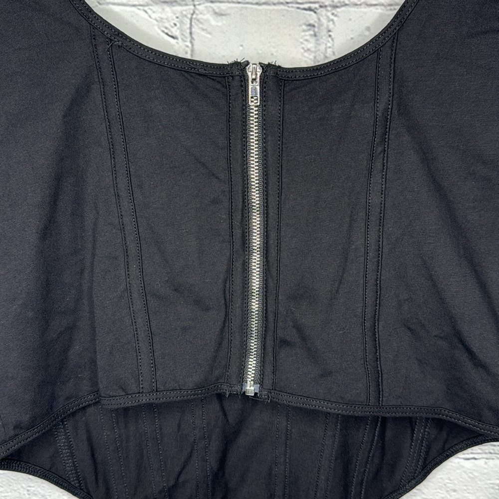 FORE Corset Seamed Tank Top - Picture 7 of 7